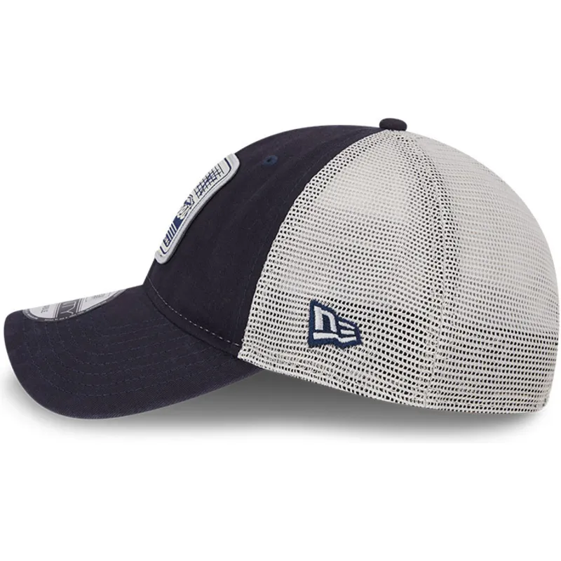 cepice-zaoblena-namornicka-modra-snapback-9twenty-stripe-new-york-yankees-mlb-new-era
