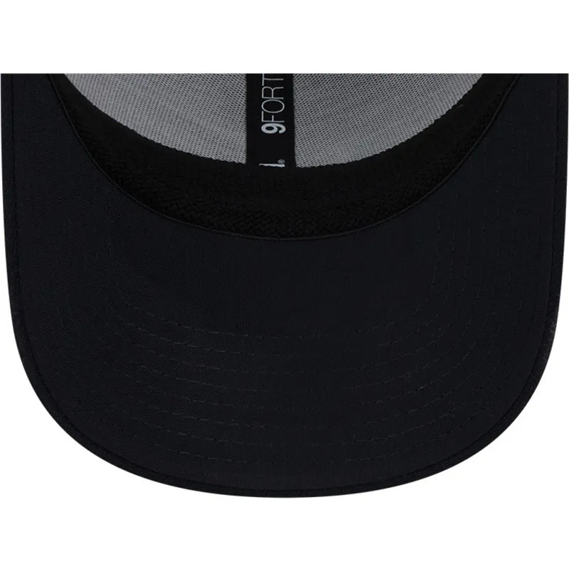cepice-zaoblena-namornicka-modra-snapback-9forty-stretch-snap-tab-new-york-yankees-mlb-new-era