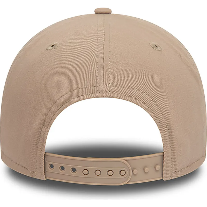 cepice-zaoblena-bezova-snapback-9forty-seasonal-red-bull-racing-formula-1-new-era
