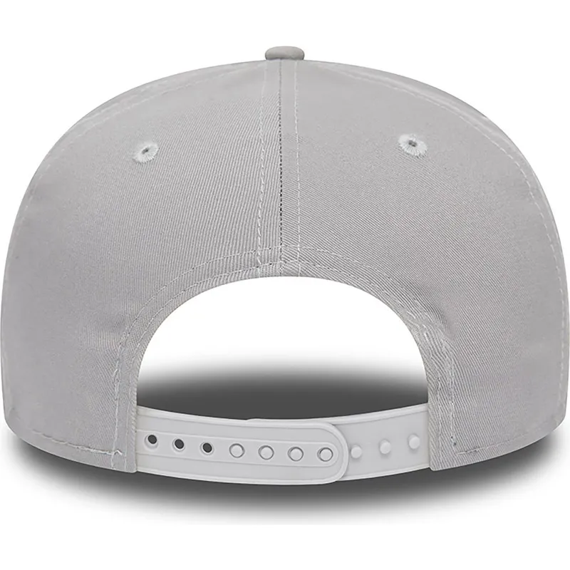 cepice-rovna-seda-snapback-9fifty-outline-new-york-yankees-mlb-new-era