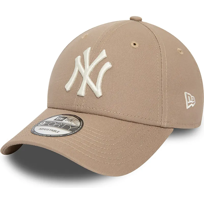 cepice-zaoblena-hneda-nastavitelny-9forty-league-essential-new-york-yankees-mlb-new-era