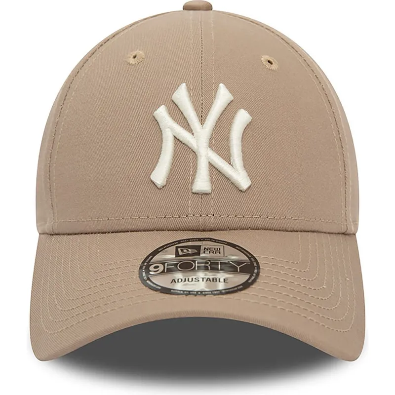 cepice-zaoblena-hneda-nastavitelny-9forty-league-essential-new-york-yankees-mlb-new-era