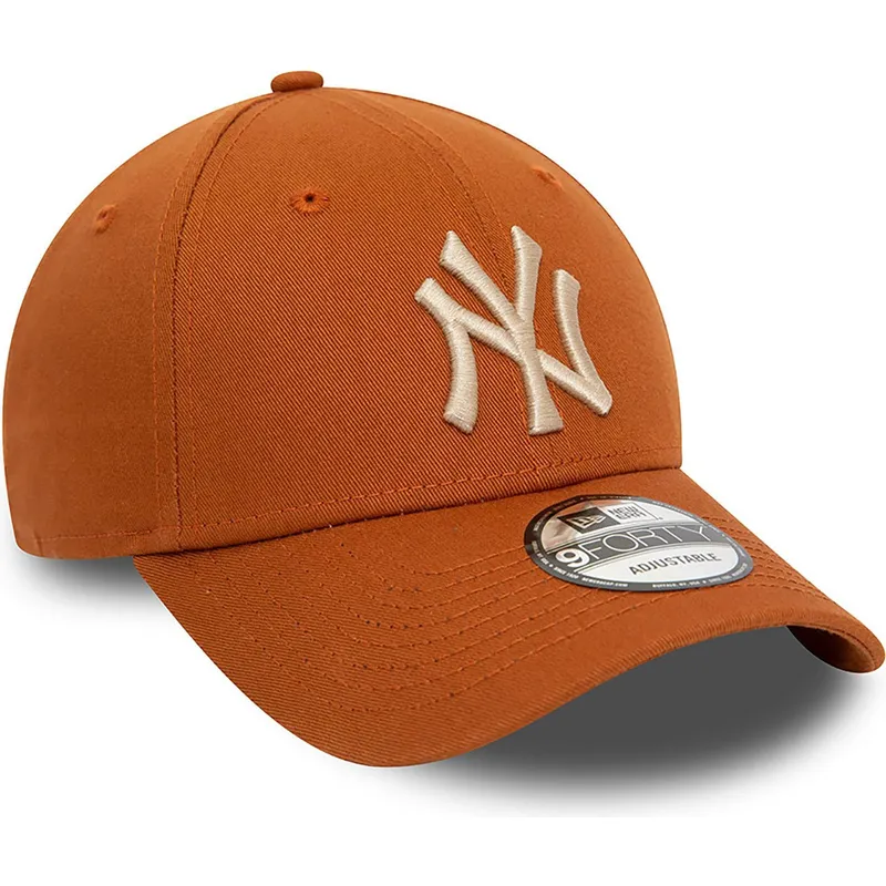 cepice-zaoblena-hneda-nastavitelny-9forty-league-essential-new-york-yankees-mlb-new-era