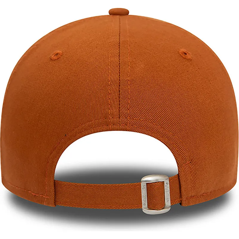 cepice-zaoblena-hneda-nastavitelny-9forty-league-essential-new-york-yankees-mlb-new-era