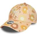 verstellbare-orangefarbene-damenkappe-mit-gebogenem-schirm-9forty-floral-all-over-print-new-york-yankees-mlb-von-new-era