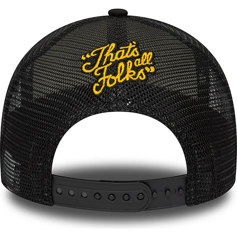 cepice-zaoblena-cerna-snapback-a-frame-character-bugs-bunny-y-pato-lucas-looney-tunes-new-era