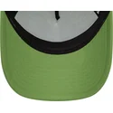 cepice-zaoblena-zelena-snapback-a-frame-frame-character-tasmania-looney-tunes-new-era