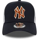 cepice-zaoblena-namornicka-modra-snapback-a-frame-boucle-new-york-yankees-mlb-new-era