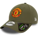 grune-verstellbare-9forty-seasonal-repreve-kappe-von-manchester-united-football-club-premier-league-von-new-era