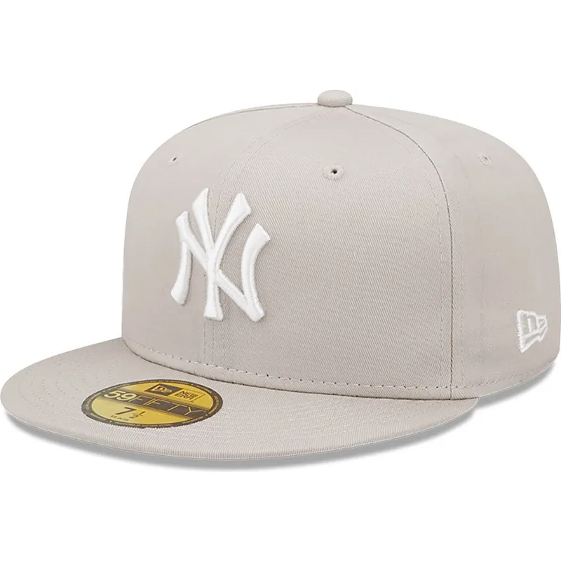 beige-platt-keps-justerad-59fifty-league-essential-fran-new-york-yankees-mlb-av-new-era
