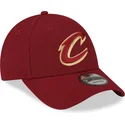 rote-verstellbare-curved-cap-9forty-the-league-der-cleveland-cavaliers-nba-von-new-era