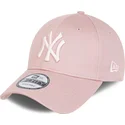 rosa-justerbar-bojd-keps-med-rosa-logotyp-9forty-league-essential-av-new-york-yankees-mlb-fran-new-era