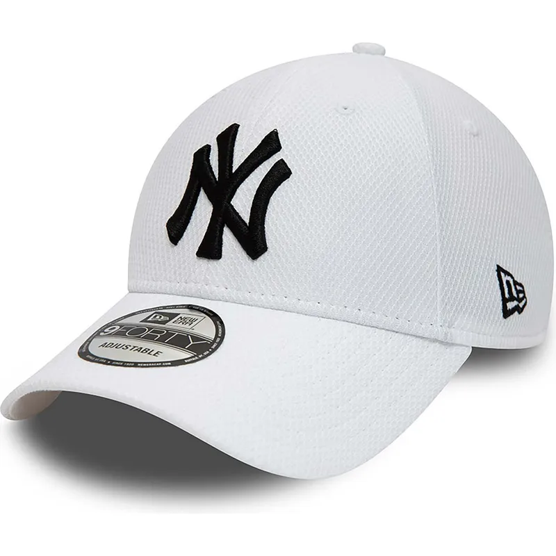 cepice-zaoblena-bila-nastavitelny-9forty-diamond-era-essential-new-york-yankees-mlb-new-era