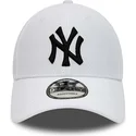 cepice-zaoblena-bila-nastavitelny-9forty-diamond-era-essential-new-york-yankees-mlb-new-era