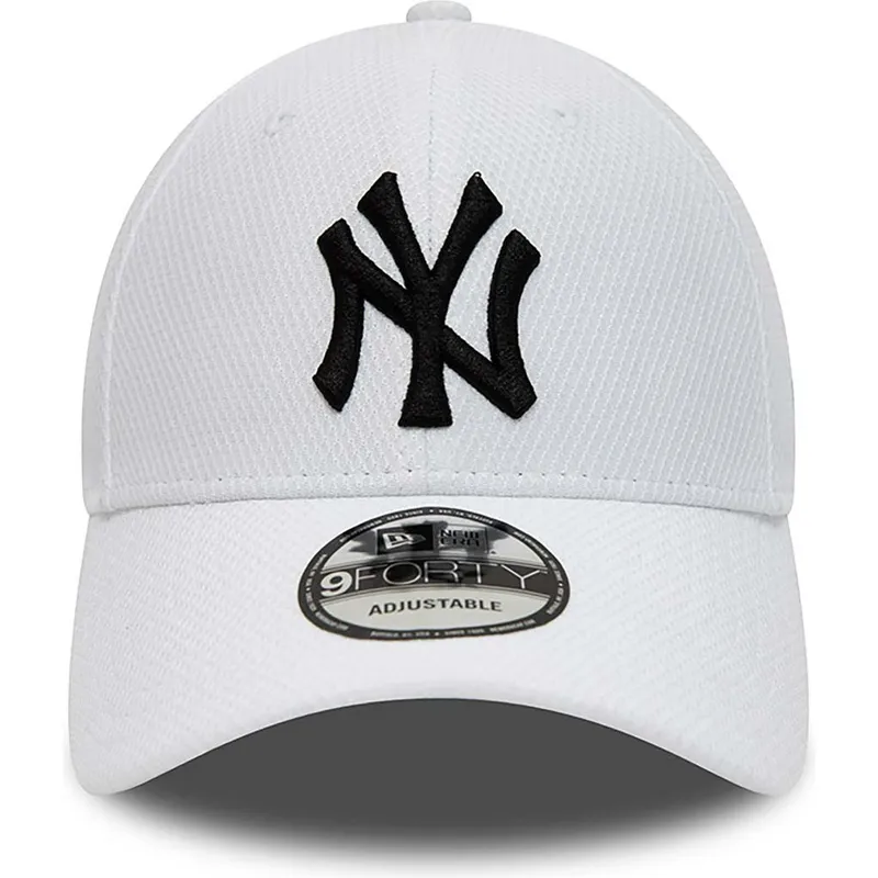cepice-zaoblena-bila-nastavitelny-9forty-diamond-era-essential-new-york-yankees-mlb-new-era