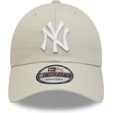 beige-justerbar-kurvkeps-9twenty-league-essential-new-york-yankees-mlb-fran-new-era