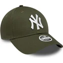 cepice-zaoblena-zelena-nastavitelny-pasek-9forty-league-essential-new-york-yankees-mlb-new-era