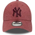 cepice-zaoblena-cervena-nastavitelny-9forty-jersey-essential-new-york-yankees-mlb-new-era