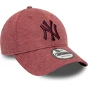 cepice-zaoblena-cervena-nastavitelny-9forty-jersey-essential-new-york-yankees-mlb-new-era