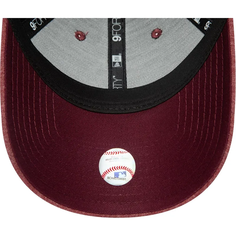 cepice-zaoblena-cervena-nastavitelny-9forty-jersey-essential-new-york-yankees-mlb-new-era cepice-zaoblena-cervena-nastavitelny-9forty-jersey-essential-new-york-yankees-mlb-new-era