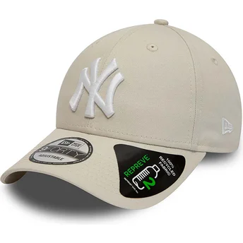 Čepice zaoblená béžová nastavitelný 9FORTY REPREVE League Essential New York Yankees MLB New Era