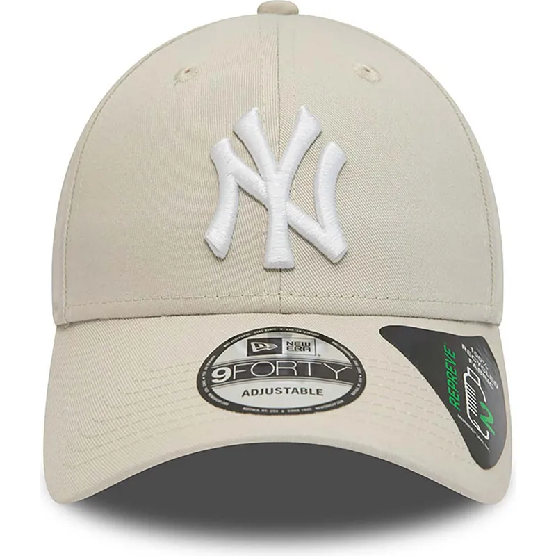 beige-verstellbare-curved-cap-9forty-repreve-league-essential-der-new-york-yankees-mlb-von-new-era