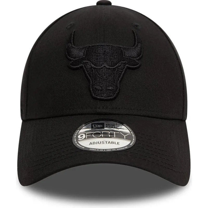 cap-zaoblena-black-adjustable-strap-9forty-essential-chicago-bulls-nba-new-era cap-zaoblena-black-adjustable-strap-9forty-essential-chicago-bulls-nba-new-era