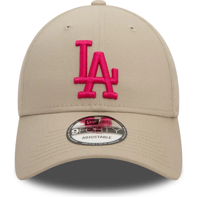 beige-verstellbare-kappe-mit-gebogenem-schirm-und-rosa-logo-9forty-league-essential-der-los-angeles-dodgers-mlb-von-new-era