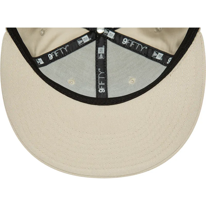 cepice-rovna-bezova-snapback-9fifty-league-essential-new-york-yankees-mlb-new-era