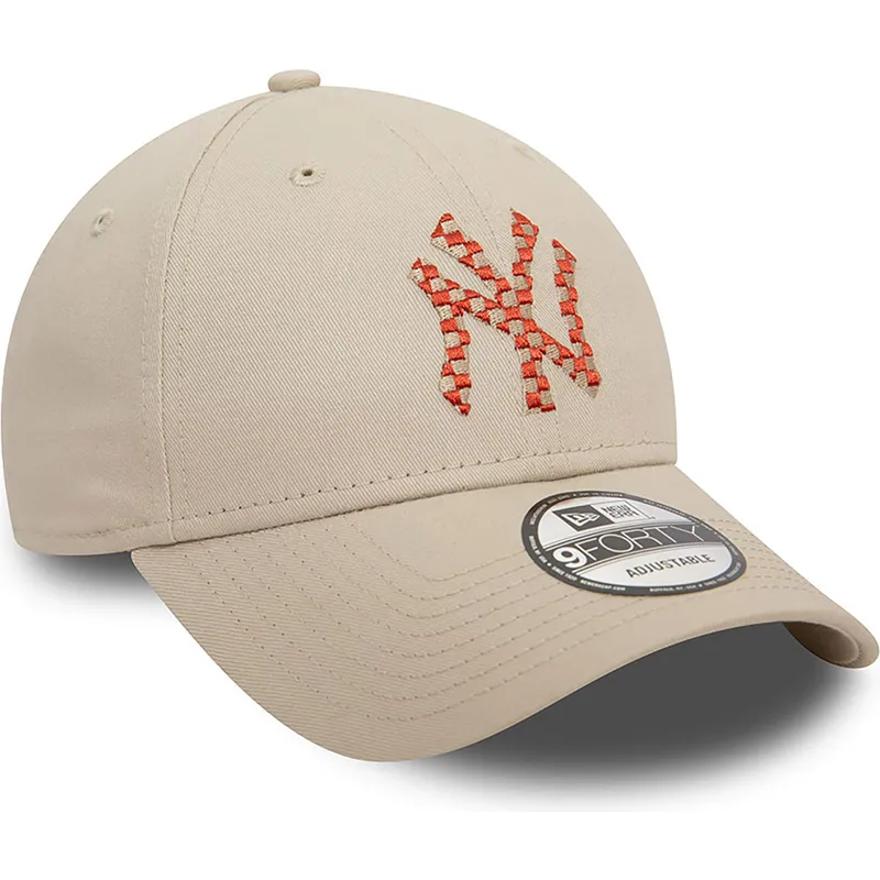 beige-verstellbare-curved-cap-9forty-seasonal-infill-der-new-york-yankees-mlb-von-new-era