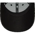 schwarze-gebogene-verstellbare-damenkappe-9forty-monogram-der-new-york-yankees-mlb-von-new-era