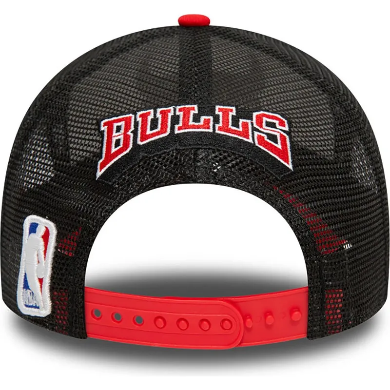 cepice-zaoblena-vicebarevna-snapback-a-frame-chicago-bulls-nba-new-era
