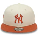 cepice-rovna-bezova-snapback-9fifty-patch-new-york-yankees-mlb-new-era