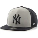 cepice-rovna-namornicka-modra-snapback-new-york-yankees-mlb-47-brand