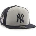 47-brand-flat-brim-new-york-yankees-mlb-sure-shot-snapback-cap-schwarz-und-weiss-