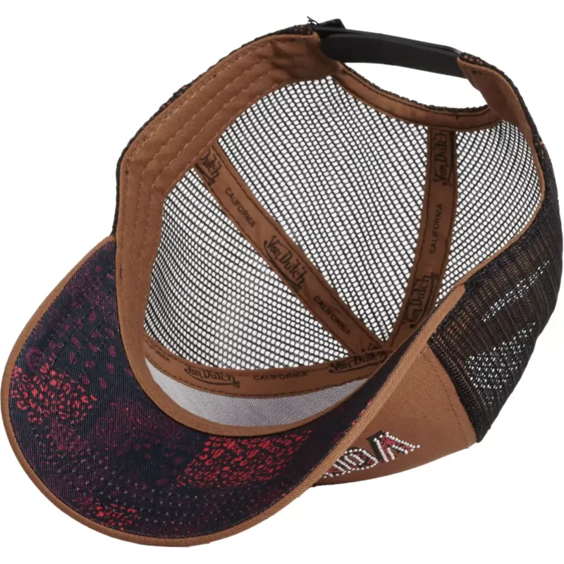 cepice-zaoblena-hneda-snapback-stud-n-von-dutch