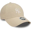 verstellbare-beige-damenkappe-9forty-linen-new-york-yankees-mlb-von-new-era