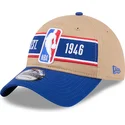 braune-und-blaue-verstellbare-curved-cap-9twenty-draft-2024-von-nba-von-new-era