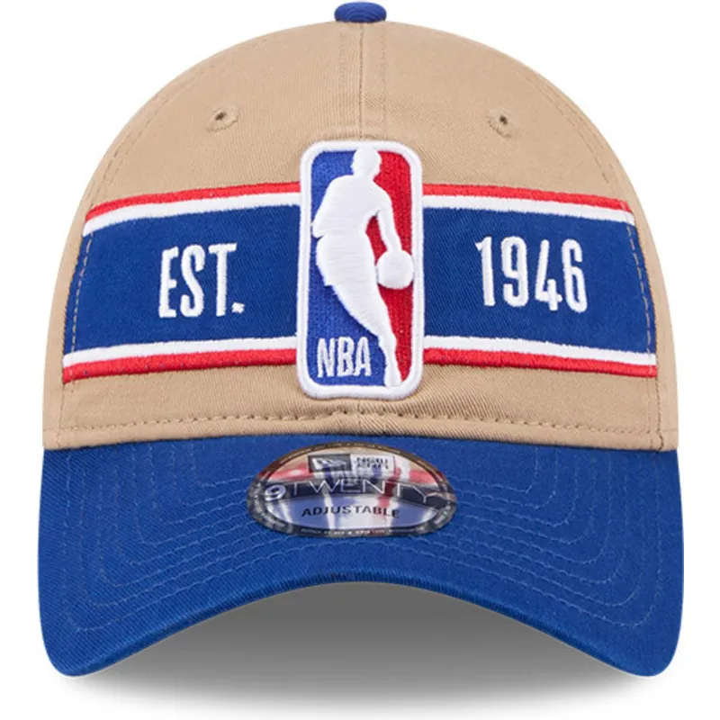 brun-och-bla-justerbar-9twenty-draft-2024-nba-keps-med-bojd-skarm-fran-new-era