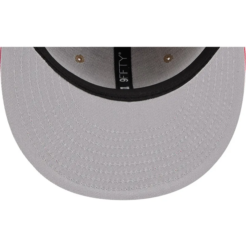 brun-och-rod-platt-keps-snapback-9fifty-draft-2024-fran-chicago-bulls-nba-av-new-era