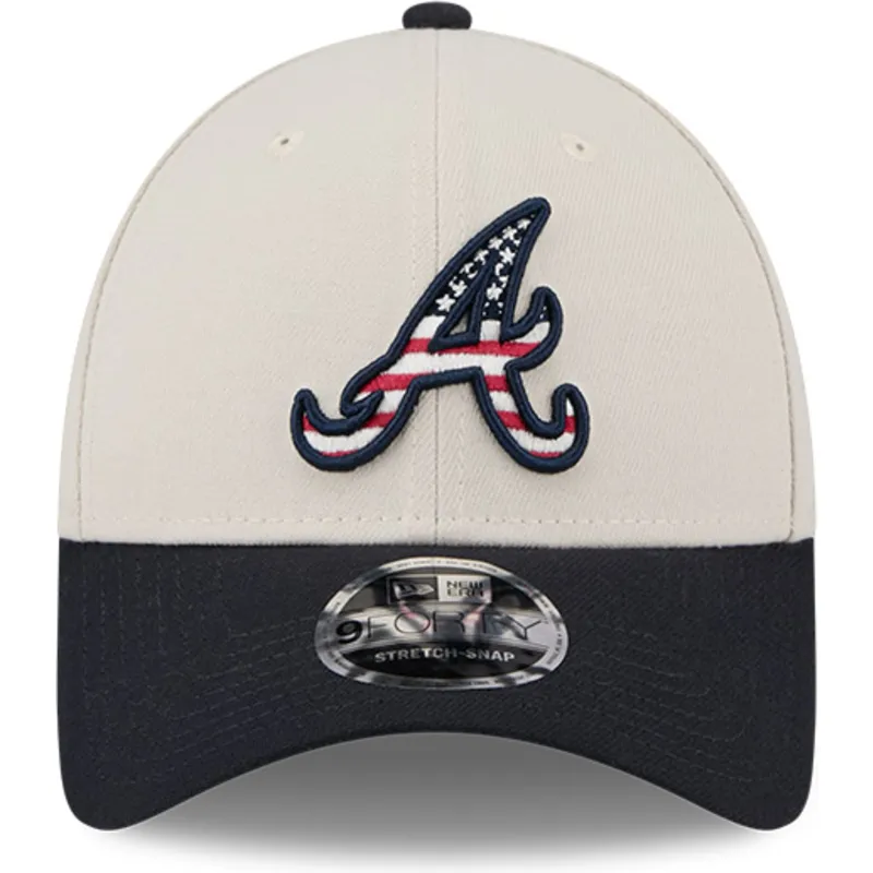 cepice-zaoblena-bezova-snapback-9forty-stretch-snap-4th-of-july-atlanta-braves-mlb-new-era cepice-zaoblena-bezova-snapback-9forty-stretch-snap-4th-of-july-atlanta-braves-mlb-new-era