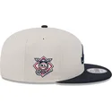 atlanta-braves-mlb-9fifty-4th-of-july-snapback-cap-beige-und-marineblau-von-new-era