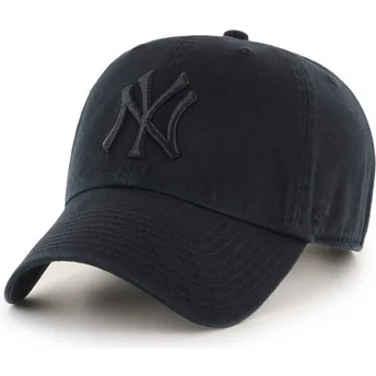 Mörk svart böjd keps med svart New York Yankees MLB-logga Clean Up av 47 Brand