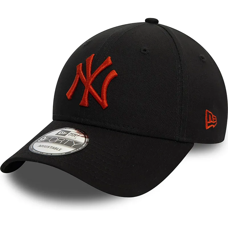 cepice-zaoblena-cerna-nastavitelny-9forty-league-essential-new-york-yankees-mlb-new-era