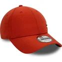 rote-verstellbare-curved-cap-mit-goldenem-logo-9forty-flawless-der-new-york-yankees-mlb-von-new-era