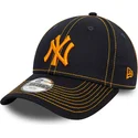 marineblaue-gebogene-verstellbare-kappe-mit-orangefarbenem-logo-fur-kinder-9forty-stitch-der-new-york-yankees-mlb-von-new-era