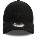 cepice-zaoblena-cerna-nastavitelny-9forty-flame-new-york-yankees-mlb-new-era