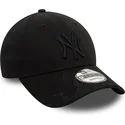 schwarze-verstellbare-curved-cap-mit-schwarzem-logo-9forty-flame-der-new-york-yankees-mlb-von-new-era