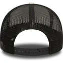 cepice-zaoblena-cerna-snapback-bugs-bunny-and-his-friends-a-frame-looney-tunes-new-era