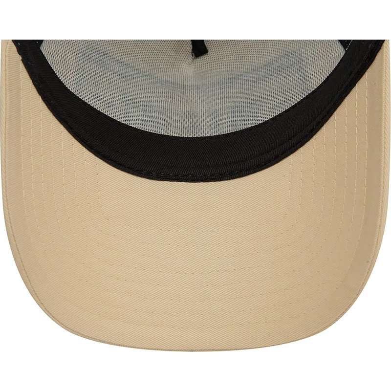 cepice-zaoblena-bezova-snapback-a-frame-license-plate-miami-ciudades-y-playas-new-era cepice-zaoblena-bezova-snapback-a-frame-license-plate-miami-ciudades-y-playas-new-era